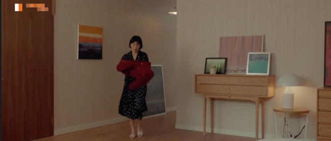 Lần đầu gọi video với phi c&ocirc;ng trẻ, Song Hye Kyo đ&atilde; bối rối thế n&agrave;y đ&acirc;y - Ảnh 5.