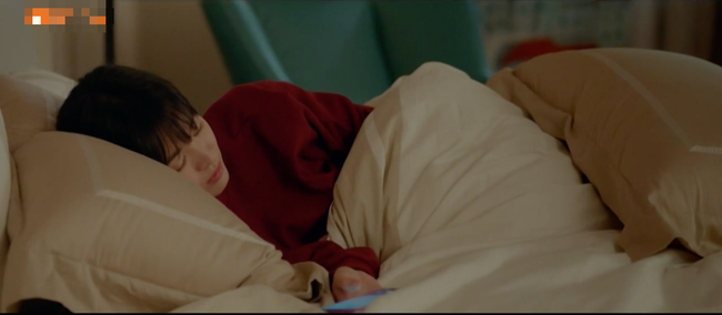 Lần đầu gọi video với phi c&ocirc;ng trẻ, Song Hye Kyo đ&atilde; bối rối thế n&agrave;y đ&acirc;y - Ảnh 12.