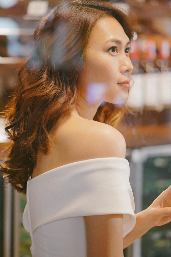 Mỹ T&acirc;m bất ngờ tung MV nhạc phim ngọt ng&agrave;o nhất Chị trợ l&yacute; của anh - Ảnh 7.