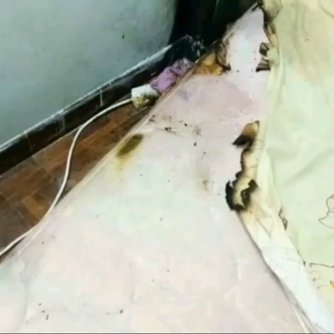 video-grief-stricken-mum-tries-to-revive-dead-baby-that-was-electrocuted-by-exposed-wires-world-of-buzz-5-1570880552430-15708805524311493876482.png