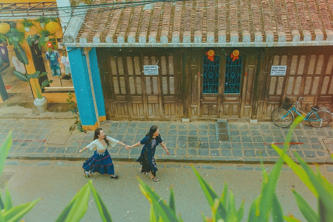 Quên du lịch tình nhân đi, đưa mẹ đi chu du đất trời mới là mục tiêu mới của hội chị em chúng mình! - Ảnh 1. Quên du lịch tình nhân đi, đưa mẹ đi chu du đất trời mới là mục tiêu mới của hội chị em chúng mình! - Ảnh 1.