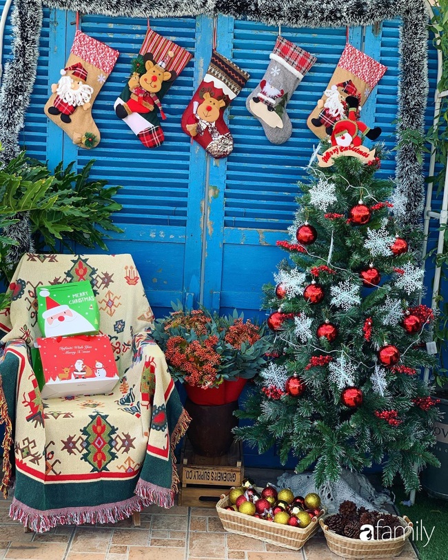 Sân thượng sắc màu rực rỡ đẹp cuốn hút đón Noel của mẹ đảm ở Nha Trang - Ảnh 16.