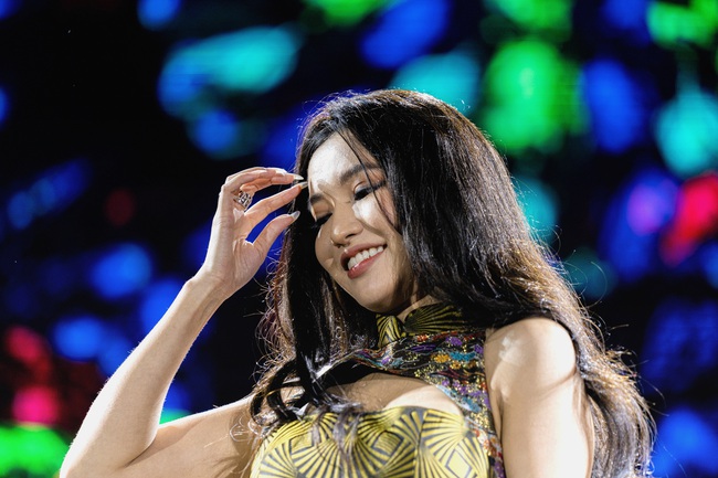 B&iacute;ch Phương đẹp như nữ thần, nhảy vũ điệu "Đi đu đưa đi" sau loạt ồn &agrave;o ở AAA - Ảnh 5.