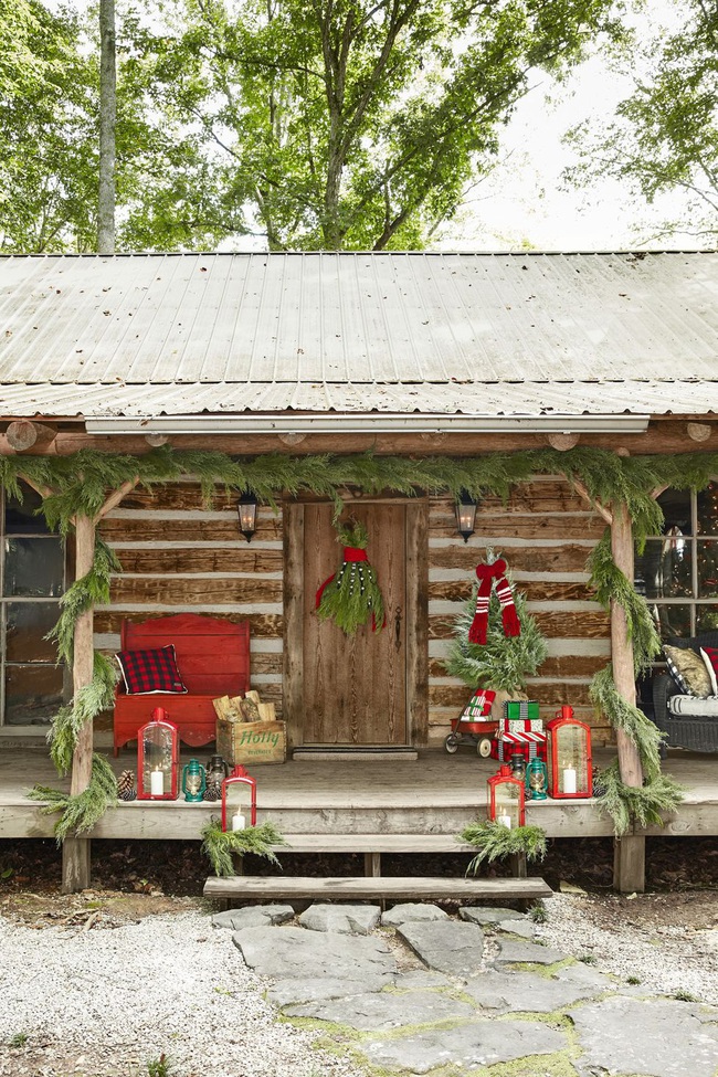 christmas-porch-decorations-texture-1569338266-1575339487313700613277.jpg