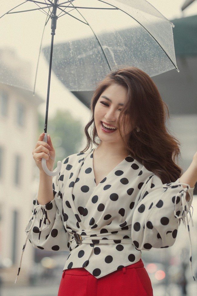 Qu&yacute; c&ocirc; tuổi Hợi - Hương Tr&agrave;m: L&agrave;m g&igrave; c&oacute; đ&agrave;n &ocirc;ng n&agrave;o chịu y&ecirc;u người như t&ocirc;i!  - Ảnh 2.