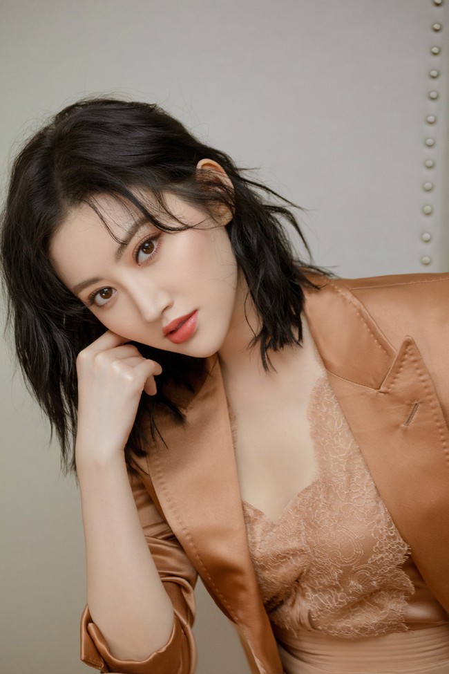 Danh s&aacute;ch mỹ nh&acirc;n Hoa ngữ thừa sắc, thiếu t&agrave;i: Từ thần ti&ecirc;n tỷ tỷ cho tới mỹ nữ Bắc Kinh đều c&oacute; mặt  - Ảnh 6.