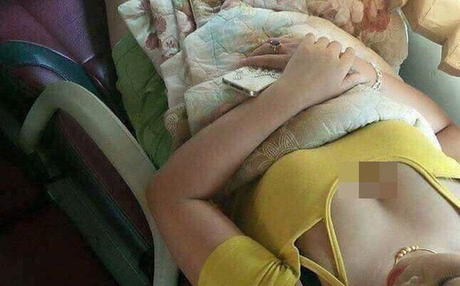 Những h&igrave;nh ảnh hớ h&ecirc;nh, nhức mắt tr&ecirc;n c&aacute;c chuyến xe về qu&ecirc; ăn Tết khiến d&acirc;n mạng ngao ng&aacute;n - Ảnh 5.