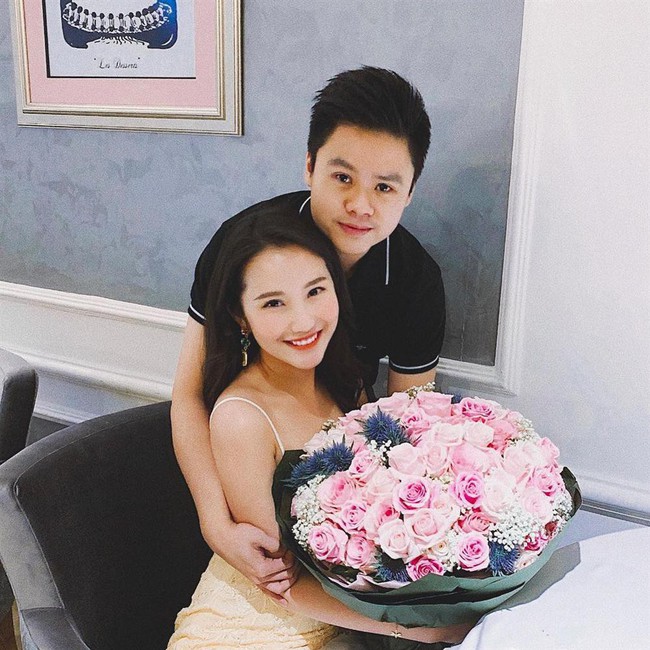 Sau bao mối t&igrave;nh ồn &agrave;o vẫn lẻ b&oacute;ng chẳng c&oacute; ai, Phan Th&agrave;nh trải l&ograve;ng: C&oacute; một gia đ&igrave;nh l&agrave; điều hạnh ph&uacute;c nhất - Ảnh 2.