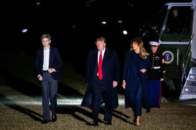 Cậu &uacute;t nh&agrave; Trump 12 tuổi đ&atilde; cao hơn bố, đẹp trai kh&ocirc;ng thua g&igrave; c&aacute;c sao nh&iacute; đ&igrave;nh đ&aacute;m - Ảnh 3.