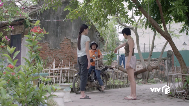 Những c&ocirc; g&aacute;i trong th&agrave;nh phố: Lỡ tốt bụng gi&uacute;p đỡ h&agrave;ng x&oacute;m, C&ocirc;ng L&yacute; bị em g&aacute;i mắng chửi v&igrave; dại g&aacute;i - Ảnh 7.