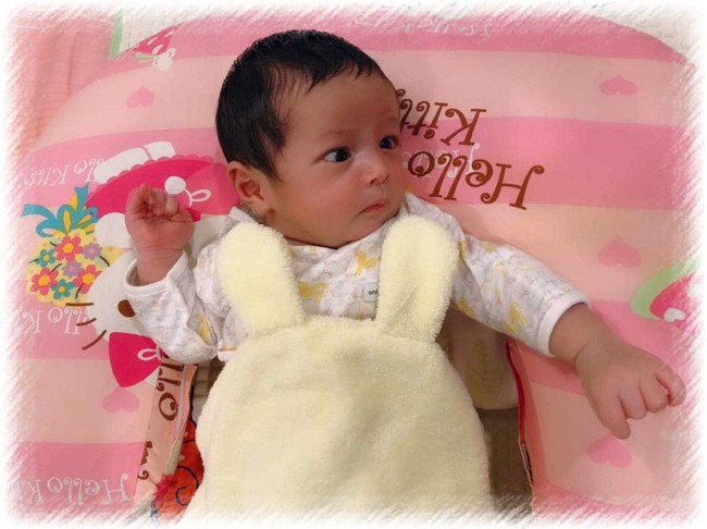 Loạt biểu cảm đ&aacute;ng y&ecirc;u của 2 qu&yacute; tử nh&agrave; vợ chồng Thanh Th&uacute;y - Đức Thịnh - Ảnh 1.