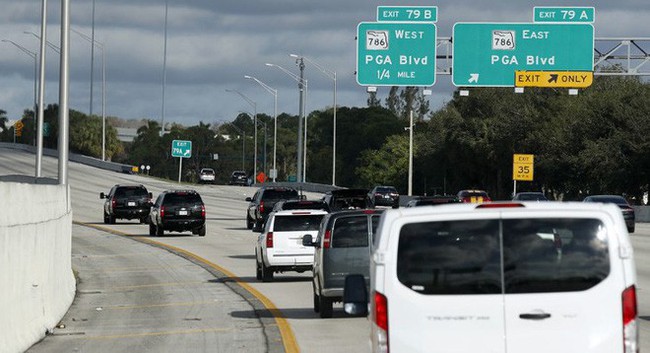 Cho&aacute;ng ngợp trước sự chặt chẽ v&agrave; lợi hại kh&oacute; tin của đo&agrave;n si&ecirc;u xe hộ tống Tổng thống Mỹ - Ảnh 15.