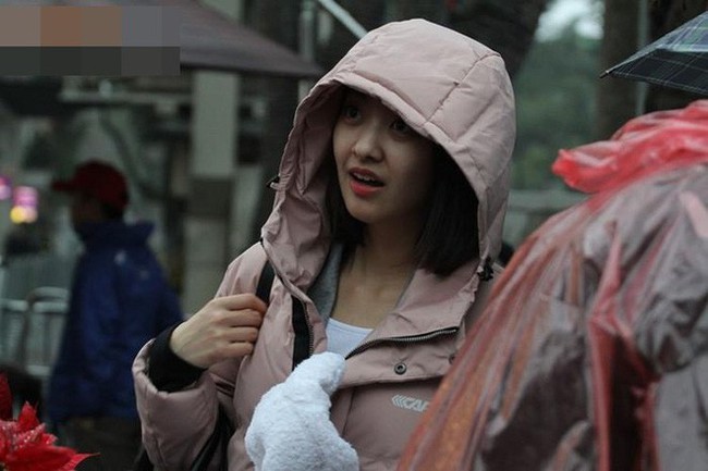 Cận cảnh nhan sắc c&aacute;c BTV, MC quốc tế g&acirc;y sốt khi t&aacute;c nghiệp tại Việt Nam v&agrave;i ng&agrave;y qua - Ảnh 8.