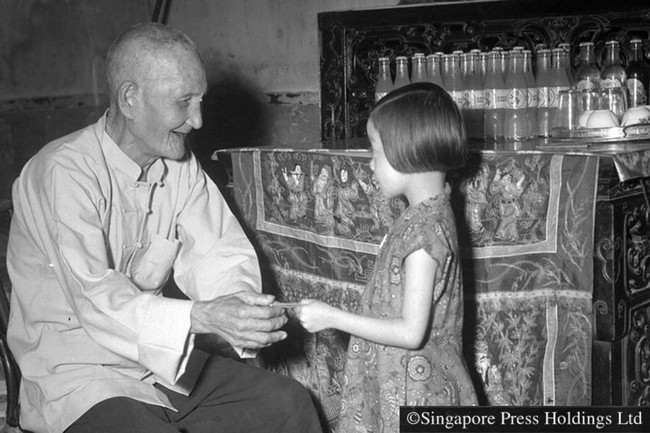 H&igrave;nh ảnh người Singapore đ&oacute;n Tết &acirc;m lịch trong qu&aacute; khứ v&agrave; hiện tại - Ảnh 4.