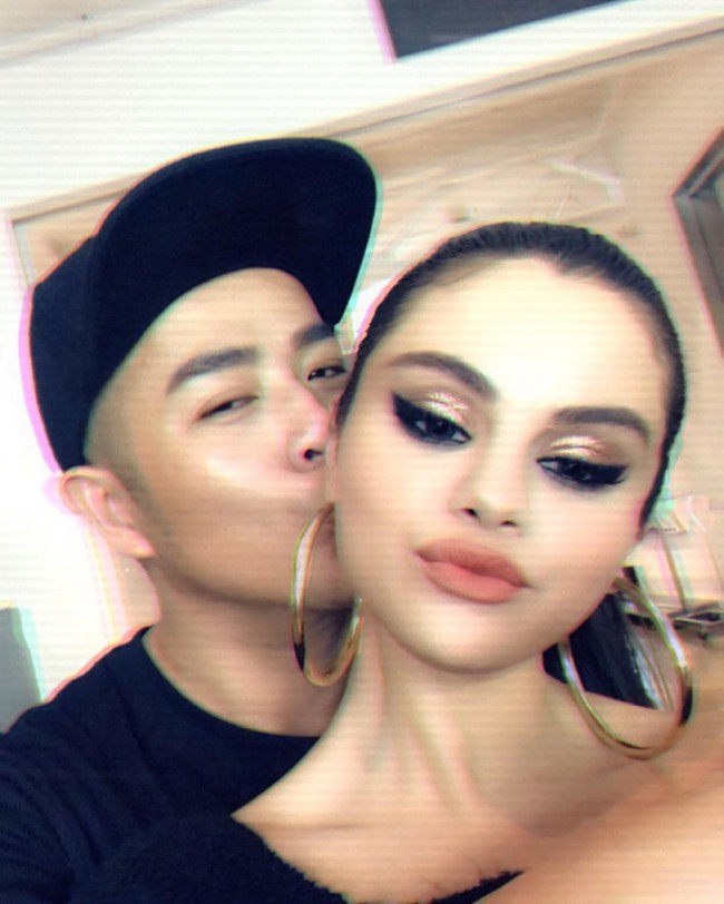 T&aacute;i xuất đầy quyến rũ sau nhiều biến cố, Selena Gomez l&agrave;m c&aacute;c fan đều cảm thấy hạnh ph&uacute;c thay - Ảnh 2.