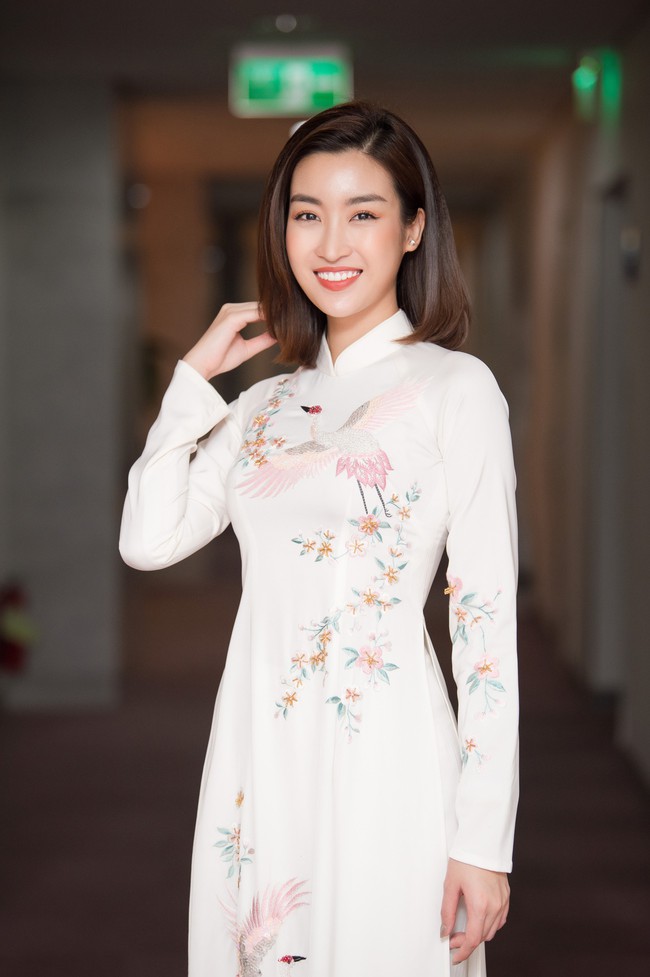 HHen Ni&ecirc;, Ngọc H&acirc;n, Mỹ Linh c&ugrave;ng chung 1 khung h&igrave;nh, c&ocirc; g&aacute;i &Ecirc; đ&ecirc; vẫn c&oacute; sức h&uacute;t đặc biệt nhờ đặc điểm n&agrave;y - Ảnh 4.