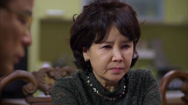 Cứ tưởng c&oacute; số chuột sa chĩnh gạo, nhưng t&ocirc;i phải h&aacute; hốc miệng khi nghe y&ecirc;u cầu của mẹ chồng ngay đ&ecirc;m t&acirc;n h&ocirc;n - Ảnh 1.