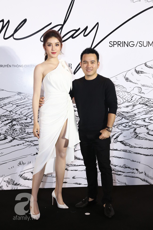 So với loạt mỹ nh&acirc;n hở bạo tr&ecirc;n thảm đỏ thời trang, Đặng Thu Thảo diện đồ k&iacute;n từ đầu tới ch&acirc;n m&agrave; vẫn thu h&uacute;t triệu con tim  - Ảnh 18.