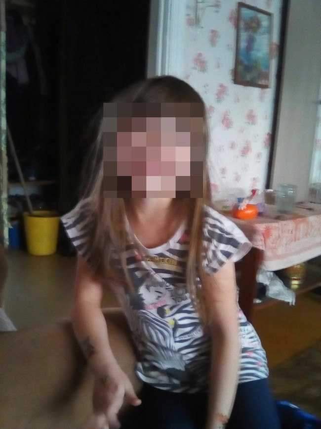 Con g&aacute;i rơi từ tầng 5 xuống đất, mẹ kh&ocirc;ng gọi cấp cứu c&ograve;n v&ocirc; tư đi quẩy nhiệt t&igrave;nh trong qu&aacute;n bar - Ảnh 2.