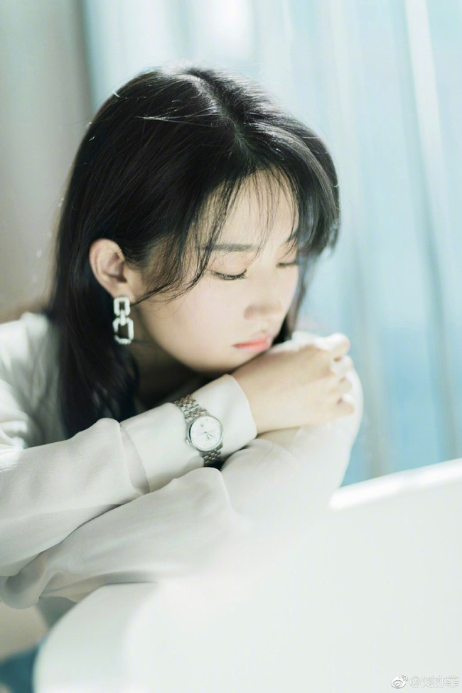 Đ&acirc;y l&agrave; nguy&ecirc;n nh&acirc;n m&agrave; 10 năm tr&ocirc;i qua, Lưu Diệc Phi vẫn l&agrave; c&ocirc; g&aacute;i c&oacute; gi&aacute; trị thương mại h&agrave;ng đầu tại Trung Quốc - Ảnh 1.