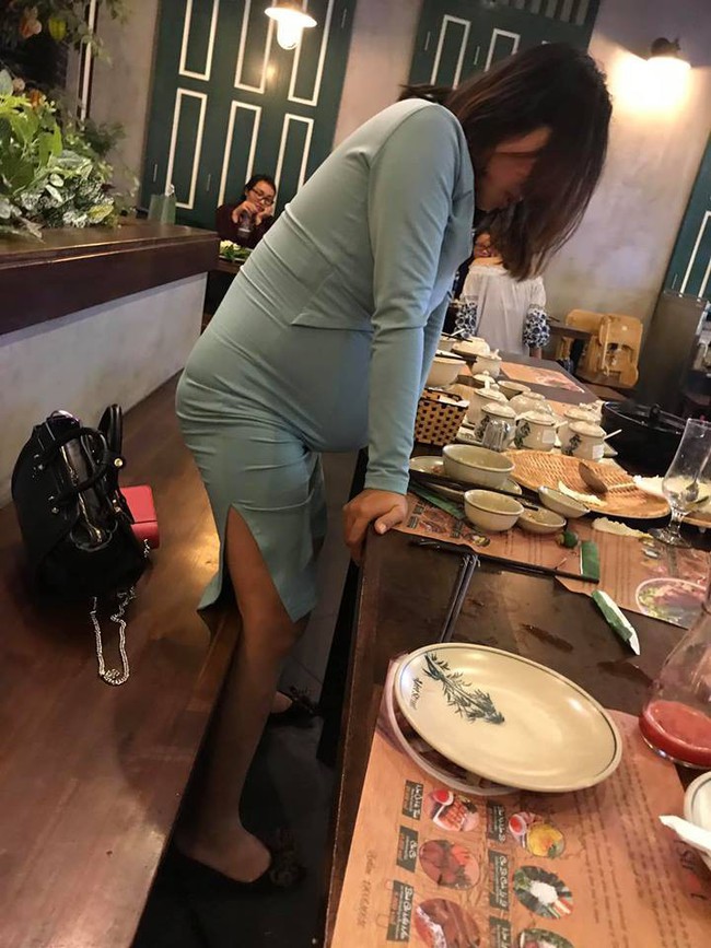 Ngỡ ngàng mẹ Hà Nội kể lại nhật ký sinh con dưới nước, tự chỉ huy từ đầu đến cuối, để nguyên bánh nhau 3 ngày con tự rụng rốn - Ảnh 2. Ngỡ ngàng mẹ Hà Nội kể lại nhật ký sinh con dưới nước, tự chỉ huy từ đầu đến cuối, để nguyên bánh nhau 3 ngày con tự rụng rốn - Ảnh 2.