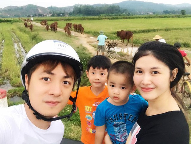 Vợ Đăng Kh&ocirc;i chẳng được nhận qu&agrave; cao sang 8/3 nhưng vẫn nghẹn ng&agrave;o tự nhận m&igrave;nh số hưởng - Ảnh 6.
