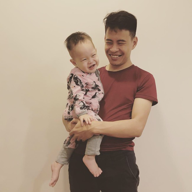 Con nhìn thấy đồ ăn là mắt sáng lên và loạt bí quyết cực chất rèn kỹ năng ăn uống chủ động, vui vẻ cho con từ nhỏ của mẹ 9X - Ảnh 6. Con nhìn thấy đồ ăn là mắt sáng lên và loạt bí quyết cực chất rèn kỹ năng ăn uống chủ động, vui vẻ cho con từ nhỏ của mẹ 9X - Ảnh 6.