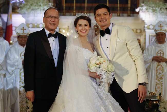 Cơn sốt vợ chồng mỹ nhân đẹp nhất Philippines: Yêu tựa phim, cưới như hoàng gia, 2 thiên thần nhỏ vừa ra đời đã quá nổi - Ảnh 13.