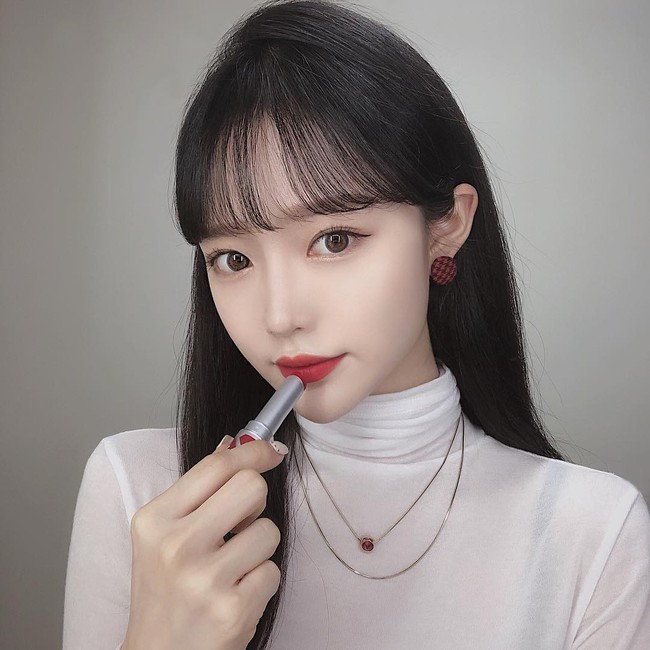 Muốn hạ gục crush? Đây là màu son mà bạn nên diện và điều này có căn cứ khoa học hẳn hoi - Ảnh 2. Muốn hạ gục crush? Đây là màu son mà bạn nên diện và điều này có căn cứ khoa học hẳn hoi - Ảnh 2.