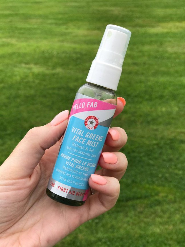 11 sản phẩm xịt kho&aacute;ng cấp ẩm, cho l&agrave;n da ngậm nước trong nhiều giờ m&agrave; c&aacute;c t&iacute;n đồ skincare cần nhất h&egrave; n&agrave;y - Ảnh 10.