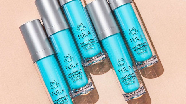 11 sản phẩm xịt kho&aacute;ng cấp ẩm, cho l&agrave;n da ngậm nước trong nhiều giờ m&agrave; c&aacute;c t&iacute;n đồ skincare cần nhất h&egrave; n&agrave;y - Ảnh 12.