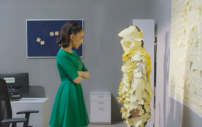 T&oacute;c Ti&ecirc;n ăn mặc thường thường, l&agrave;m g&aacute;i c&ocirc;ng sở ngoan hiền vẫn đẹp kh&iacute; chất - Ảnh 6.