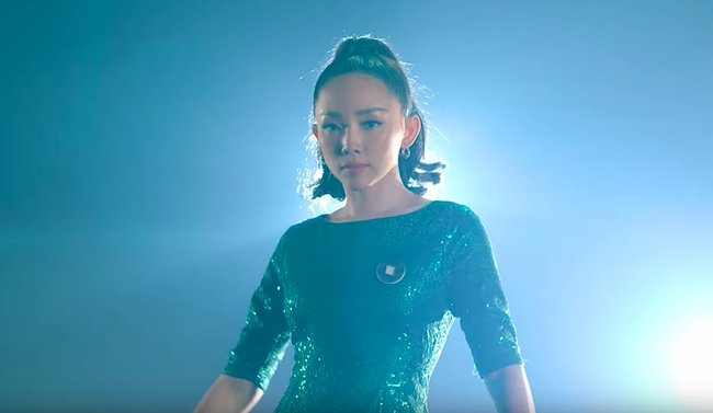 T&oacute;c Ti&ecirc;n ăn mặc thường thường, l&agrave;m g&aacute;i c&ocirc;ng sở ngoan hiền vẫn đẹp kh&iacute; chất - Ảnh 8.