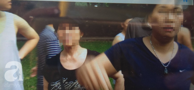 H&agrave; Nội: &Ocirc;ng l&atilde;o 81 tuổi bị người d&acirc;n bắt quả tang s&agrave;m sỡ c&ocirc; g&aacute;i t&acirc;m thần trong nh&agrave; vệ sinh c&ocirc;ng cộng - Ảnh 1.