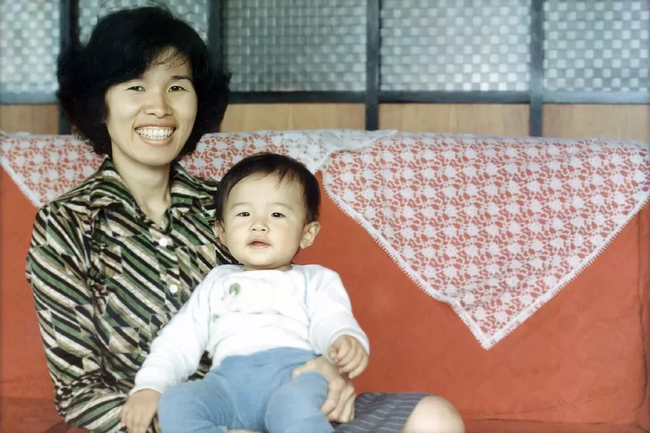 Tr&agrave;o lưu phục chế ảnh ng&agrave;y b&eacute;: Ngỡ ng&agrave;ng trước vẻ đẹp dự b&aacute;o th&agrave;nh đại minh tinh của Dương Mịch, Nhiệt Ba, Hồ Ca - Ảnh 21.