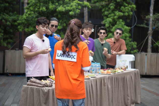 Hội &aacute;o đen Trấn Th&agrave;nh, Ninh Dương Lan Ngọc, Ng&ocirc; Kiến Huy xuất hiện ở tập mở m&agrave;n Running Man bản Việt: Fan ph&aacute;t sốt v&igrave; qu&aacute; ho&agrave;nh tr&aacute;ng! - Ảnh 9.