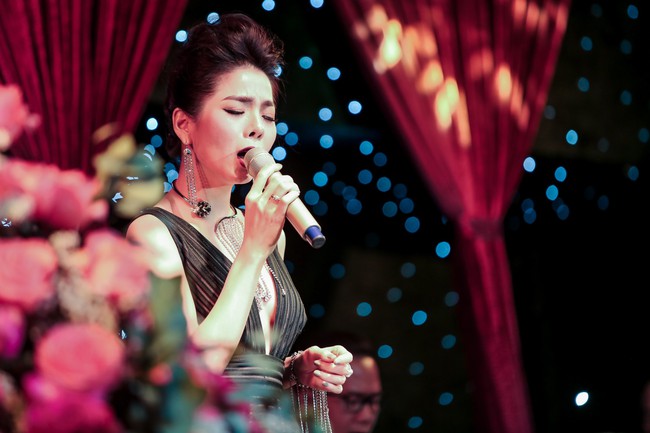 Khi Hương Tr&agrave;m ch&igrave;m trong khủng hoảng v&igrave; scandal, Lệ Quy&ecirc;n đ&atilde; n&oacute;i c&acirc;u kh&aacute;c lạ n&agrave;y!  - Ảnh 3.