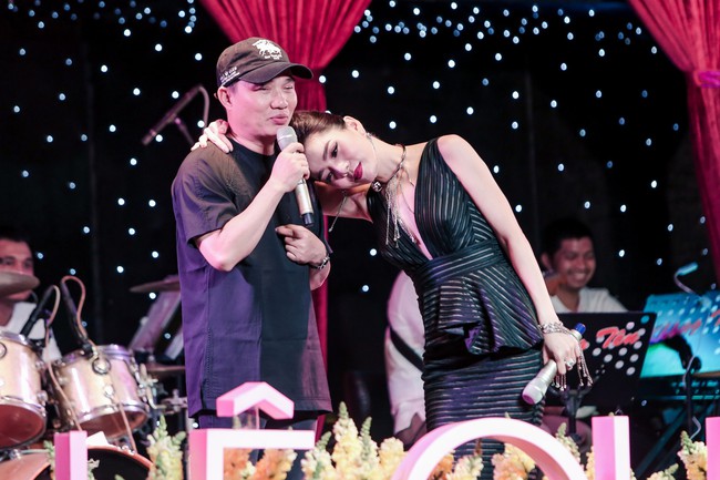 Khi Hương Tr&agrave;m ch&igrave;m trong khủng hoảng v&igrave; scandal, Lệ Quy&ecirc;n đ&atilde; n&oacute;i c&acirc;u kh&aacute;c lạ n&agrave;y!  - Ảnh 8.