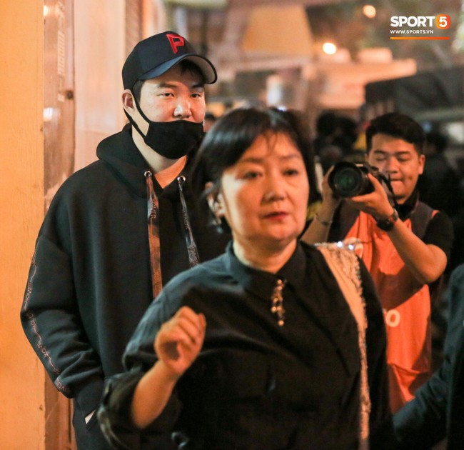 Con trai HLV Park Hang-seo sang Việt Nam v&agrave; tiết lộ những &aacute;p lực kh&ocirc;ng tưởng ở H&agrave;n Quốc - Ảnh 4.