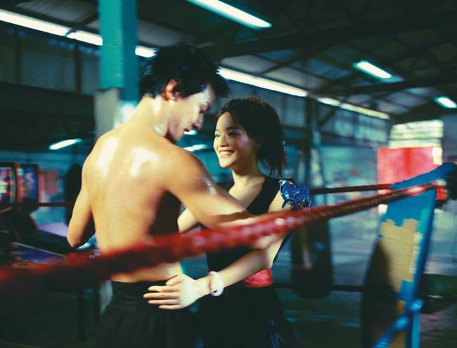 Bộ ảnh tuổi đời 18 năm đầy sexy v&agrave; hồi tưởng của Thư Kỳ v&agrave; Ng&ocirc; Ngạn Tổ g&acirc;y sốt: HongKong1 l&agrave; đ&acirc;y chứ đ&acirc;u! - Ảnh 5.