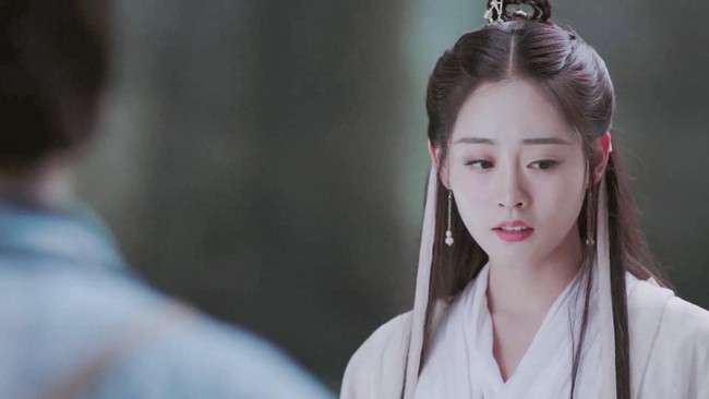 Trương V&ocirc; Kỵ giống hệt Nam Phong - B&igrave;nh An: Ở b&ecirc;n Triệu Mẫn th&igrave; qu&ecirc;n mọi thứ, cuối c&ugrave;ng lại lấy Chu Chỉ Nhược l&agrave;m vợ  - Ảnh 2.