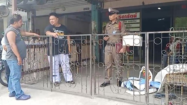 Mải m&ecirc; n&oacute;i chuyện với chị g&aacute;i, người mẹ kh&ocirc;ng ngờ bi kịch lại ập đến với con nhỏ chỉ trong t&iacute;ch tắc - Ảnh 1.