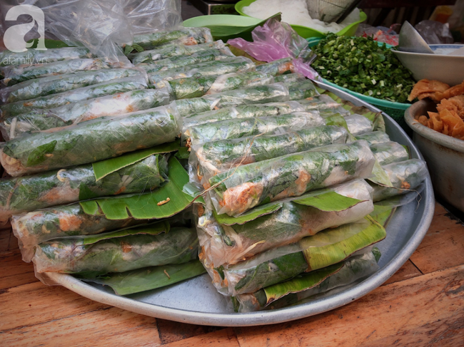 Quán ăn nhỏ hơn 40 năm tuổi góp phần làm nên văn hóa ẩm thực hẻm Sài Gòn: 7 ngày bán 7 món khác nhau, tuyệt hảo nhất chính là món chay - Ảnh 9.
