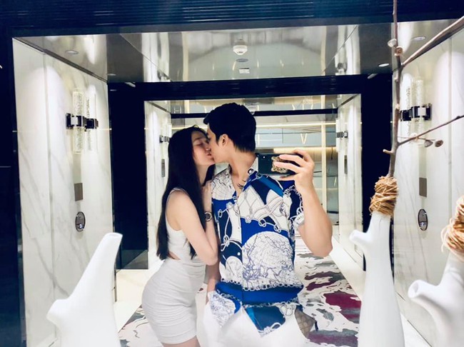 Soi nhất cử nhất động của sao Việt (19/5) - Ảnh 2.