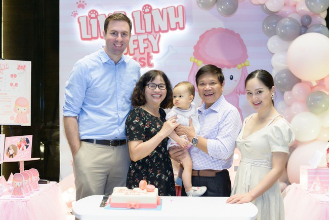 Kh&ocirc;ng c&oacute; đ&aacute;m cưới với chồng T&acirc;y nhưng Lan Phương quyết l&agrave;m điều n&agrave;y v&igrave; con g&aacute;i - Ảnh 15.