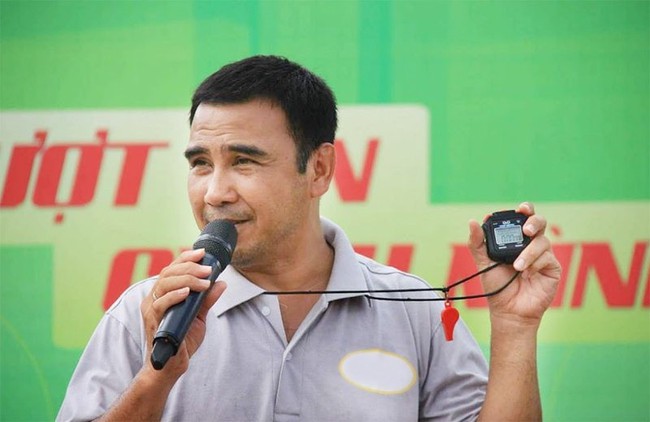 MC n&ocirc;ng d&acirc;n Quyền Linh: Gian lận để gi&uacute;p đỡ những ho&agrave;n cảnh kh&oacute; khăn - Ảnh 4.