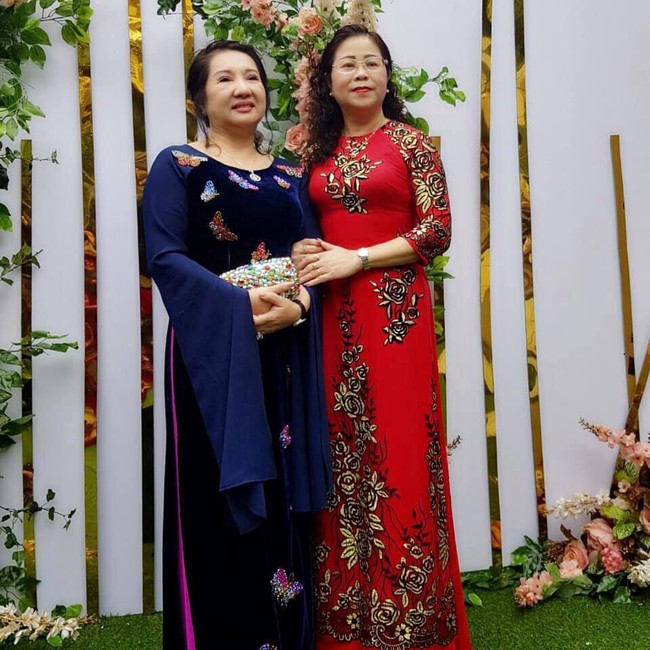 Chưa ch&iacute;nh thức th&agrave;nh th&ocirc;ng gia với b&agrave; chủ tập đo&agrave;n Quốc Cường Gia Lai nhưng mẹ Đ&agrave;m Thu Trang đ&atilde; cho thấy mối quan hệ b&agrave; nội - b&agrave; ngoại hiếm c&oacute; n&agrave;y - Ảnh 1.