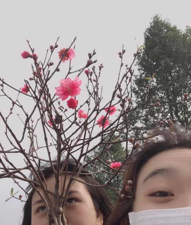 Kh&ocirc;ng kh&iacute; lạnh đột ngột k&eacute;o về, cư d&acirc;n mạng miền Bắc h&agrave;i hước hồi tưởng cảnh đ&ecirc;m 30 Tết quay ngược trở lại - Ảnh 7.