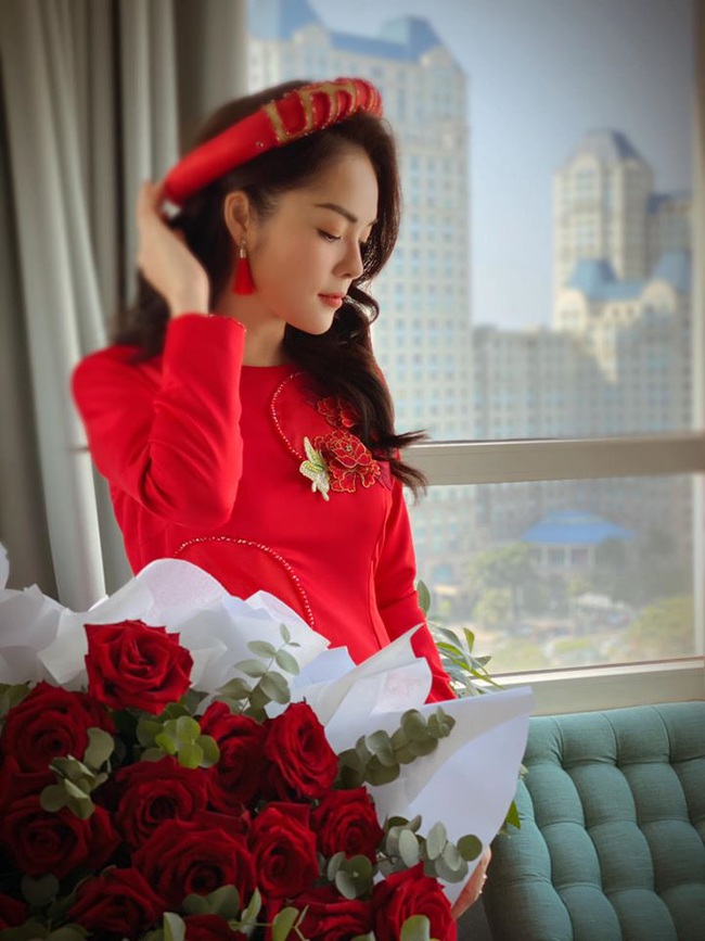 Soi nhất cử nhất động của sao Việt 14/1 - Ảnh 12.