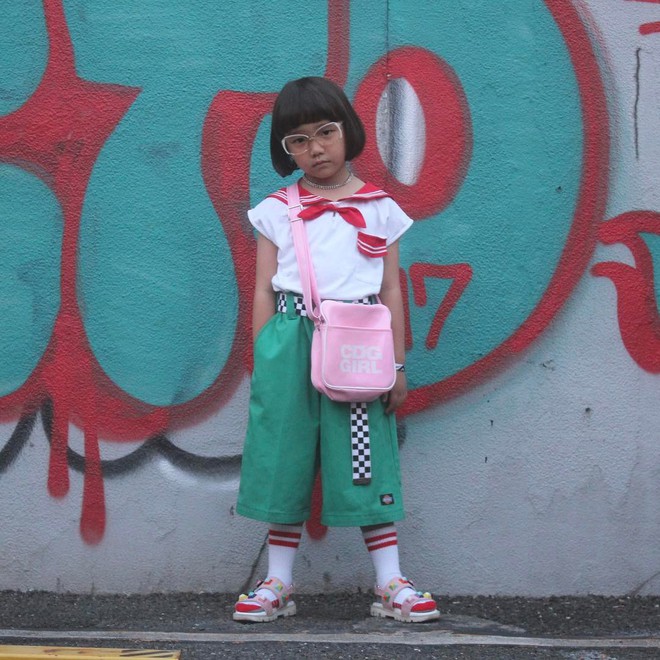 Bé gái 6 tuổi làm náo loạn mạng xã hội vì sở hữu gu thời trang chất lừ - Ảnh 9.